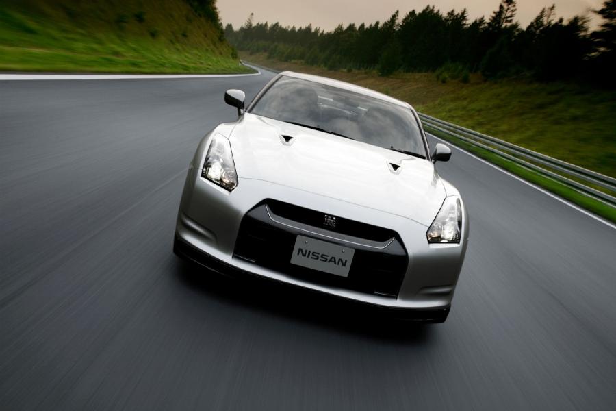  Nissan GT-R 2007 года  (фото 376 из 480)